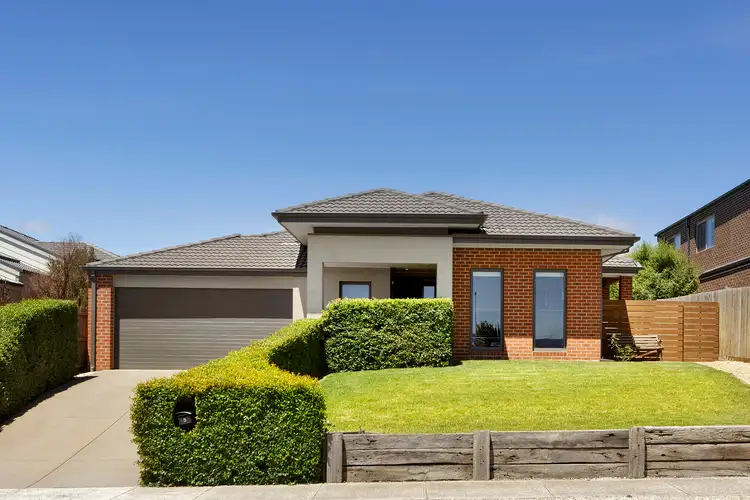 5 Hurst Street, Gisborne VIC 3437