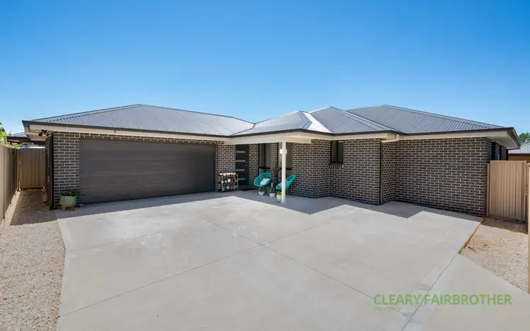5 Maxwell Drive, Eglinton NSW 2795