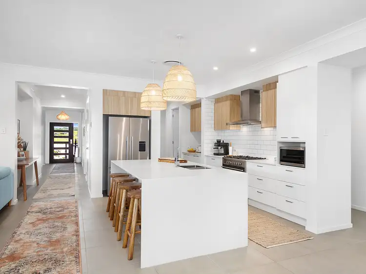 14 Calnan Crescent, Cumbalum NSW 2478