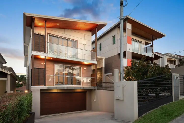 71 Lade Street, Coorparoo QLD 4151