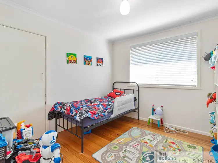 Sixth view of Homely house listing, 5 Thredbo Court, Dandenong North VIC 3175