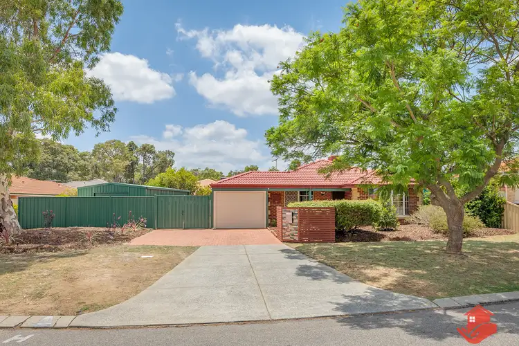 11 Skua Grove, Seville Grove WA 6112