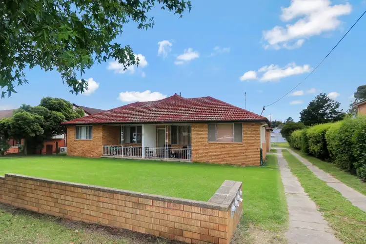 11 Avoca Street, Goulburn NSW 2580