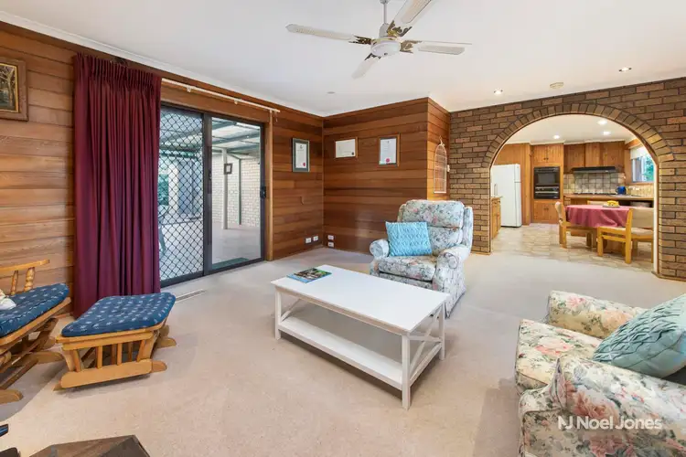 Fourth view of Homely house listing, 1 Baron Court, Ringwood VIC 3134