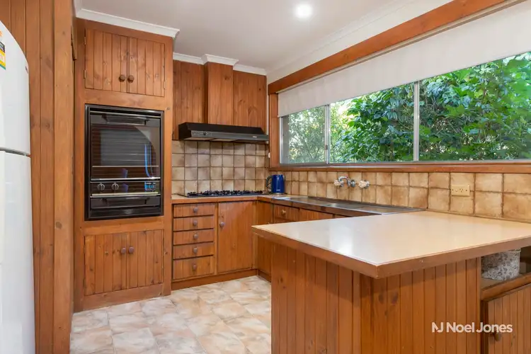 Fifth view of Homely house listing, 1 Baron Court, Ringwood VIC 3134
