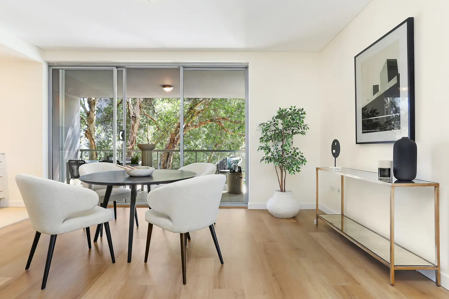 Main view of Homely unit listing, 27/95 Euston Road, Alexandria NSW 2015