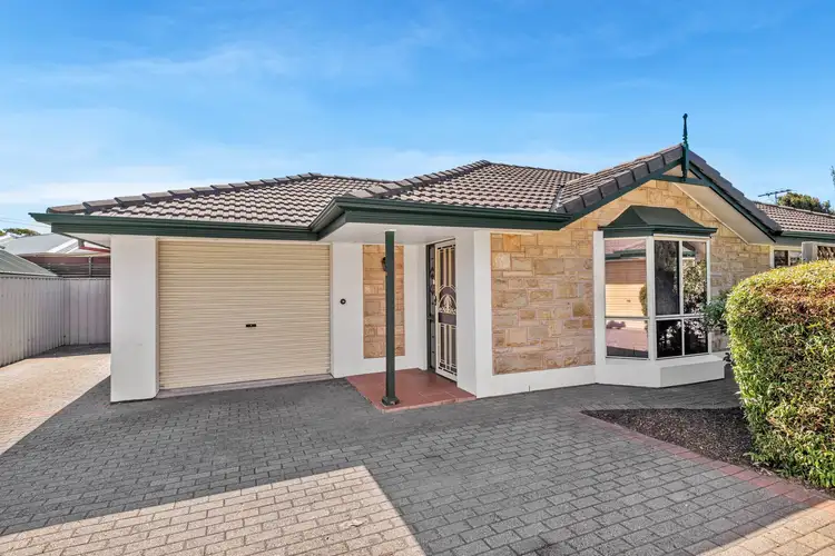2D Gosse Avenue, Glenelg North SA 5045