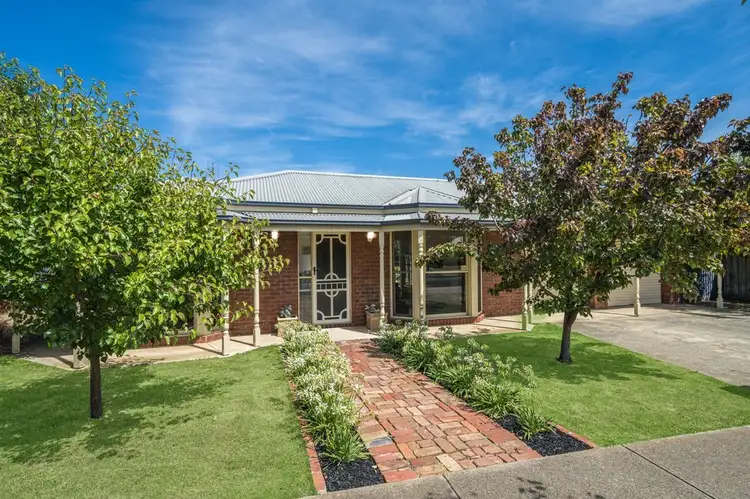 19 Parkland Drive, Hamlyn Heights VIC 3215