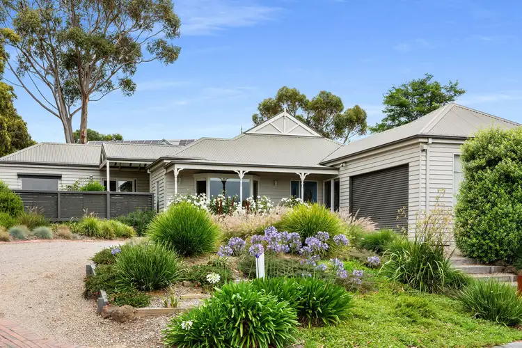 16 Tal Tals Crescent, Mount Martha VIC 3934