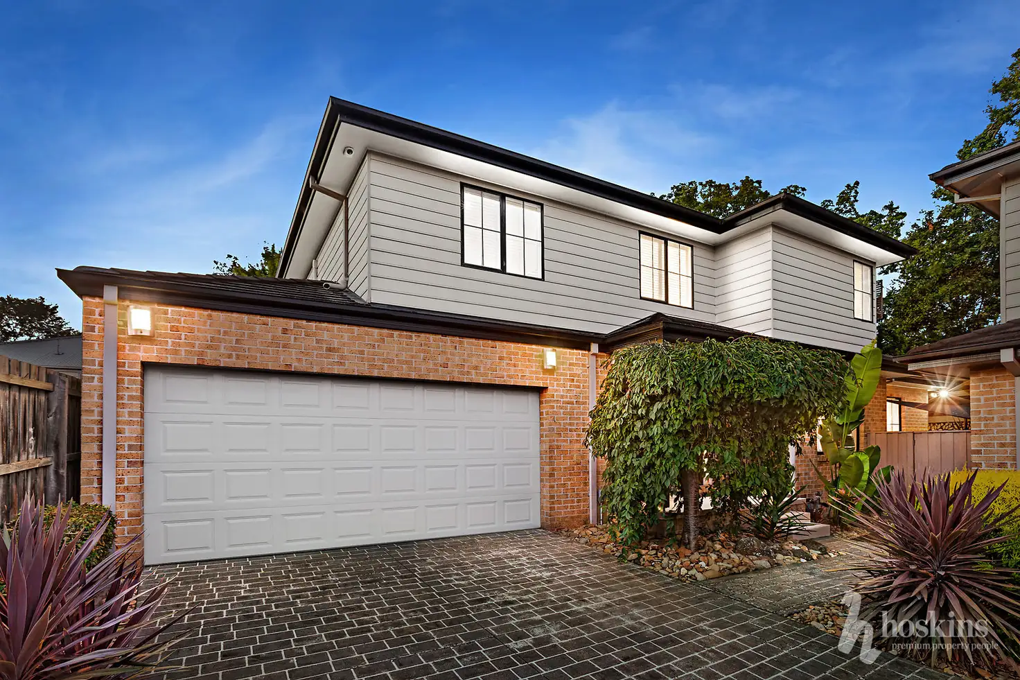 Main view of Homely townhouse listing, 400A Dorset Road, Croydon VIC 3136