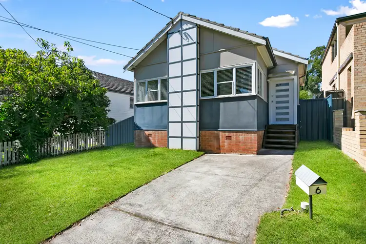 6 Mitchell Avenue, Jannali NSW 2226