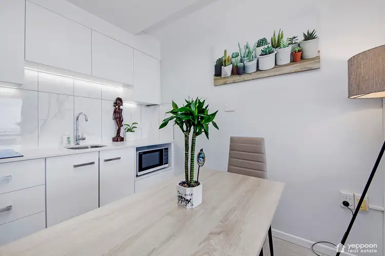 Sixth view of Homely unit listing, Level 7/704/4 Adelaide Street, Yeppoon QLD 4703