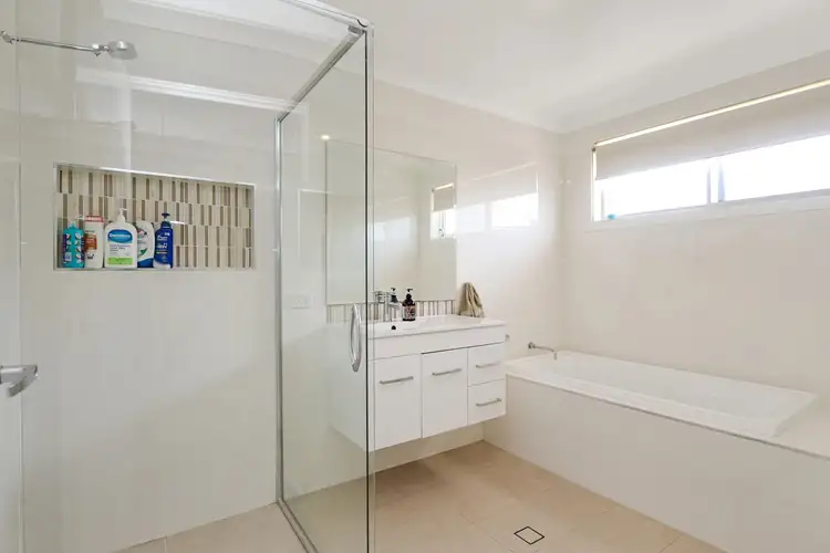 Seventh view of Homely house listing, 16 Poidevin Place, Goulburn NSW 2580