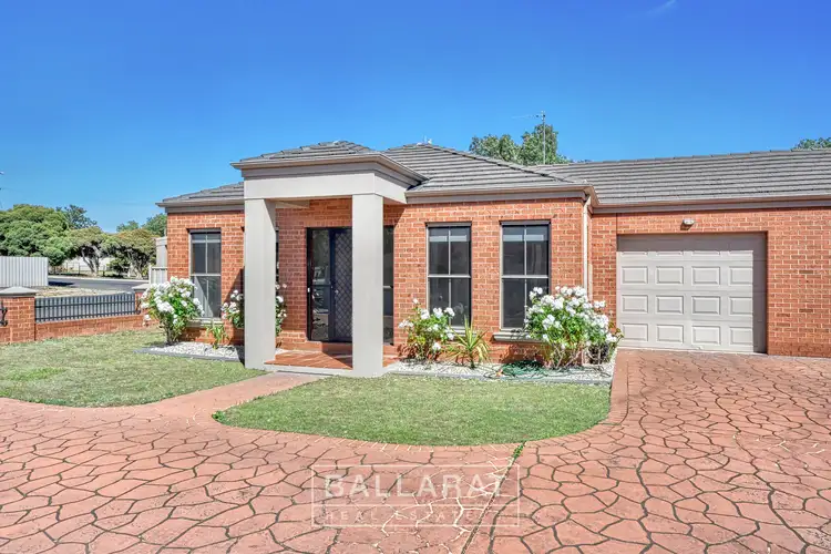 Main view of Homely townhouse listing, 3/51 Park Road, Maryborough VIC 3465