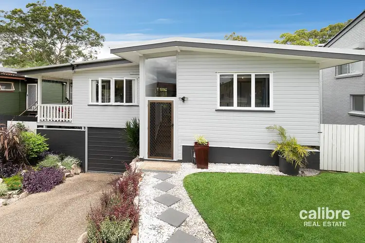 946 South Pine Road, Everton Hills QLD 4053