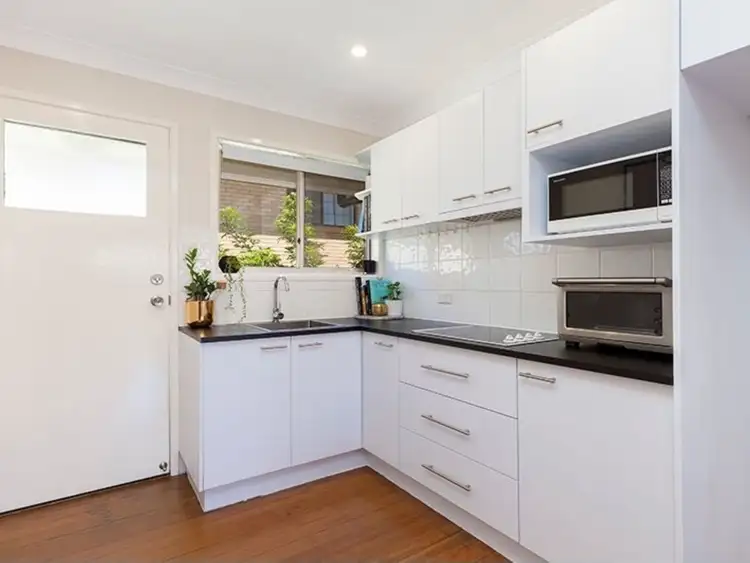 Fourth view of Homely unit listing, 3/33 Shottery Street, Yeronga QLD 4104