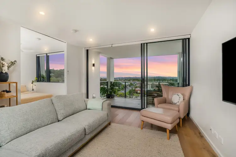 707/13-15 Haig Street, Coolangatta QLD 4225