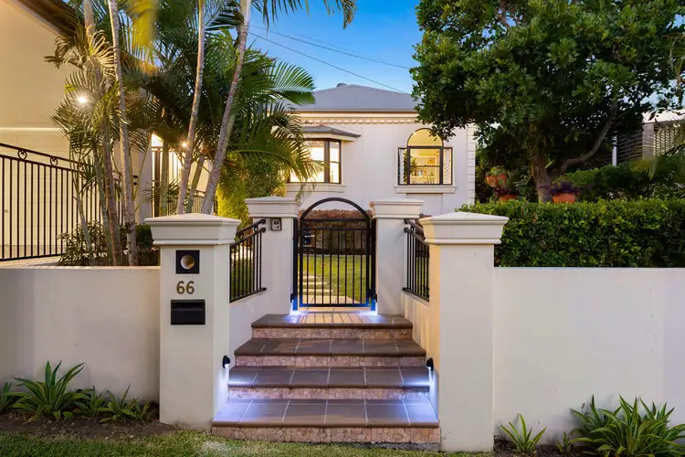 66 Woodrow Drive, Coorparoo QLD 4151