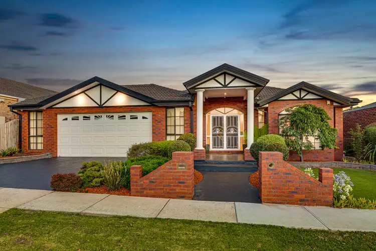 19 James Court, Hillside VIC 3037