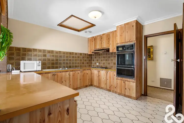 Sixth view of Homely house listing, 5 Queenscliff Road, Thomastown VIC 3074