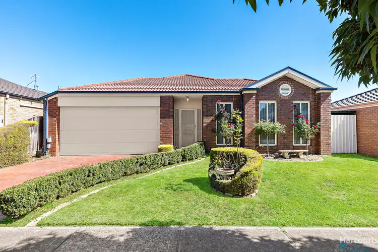 5 Flowering Gum Grove, South Morang VIC 3752