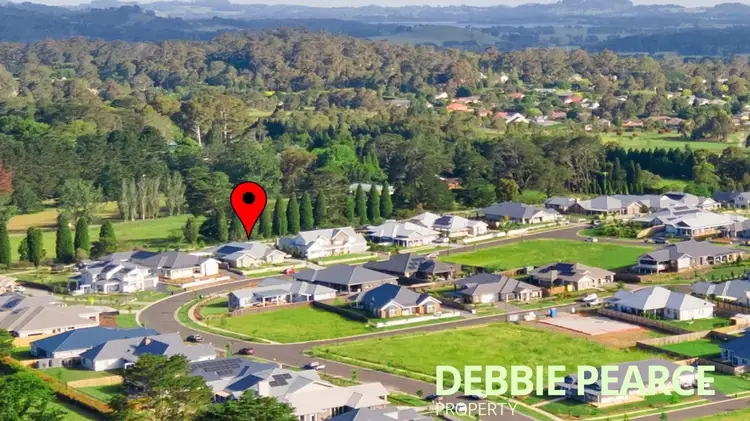77 Sir James Fairfax Circuit, Bowral NSW 2576