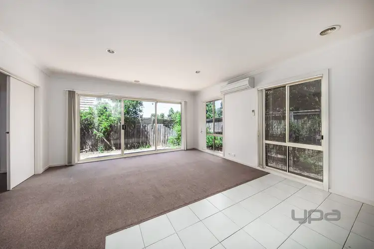 Fifth view of Homely house listing, 2 Tintern Loop, Hillside VIC 3037