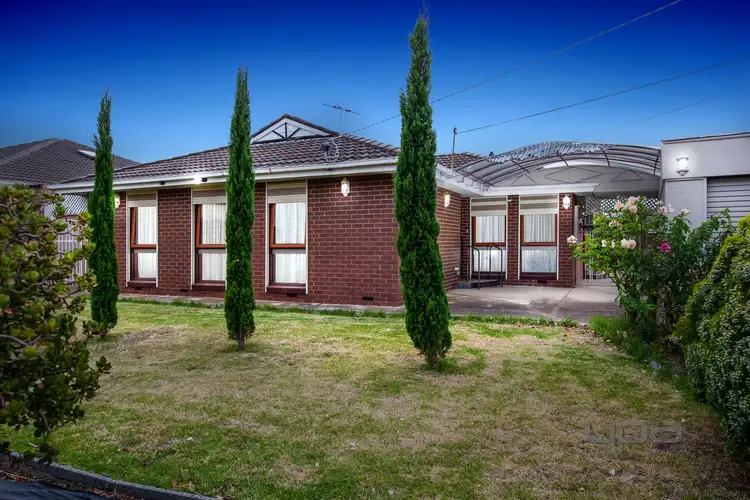 Second view of Homely house listing, 4 Nyanda Close, Keilor Downs VIC 3038