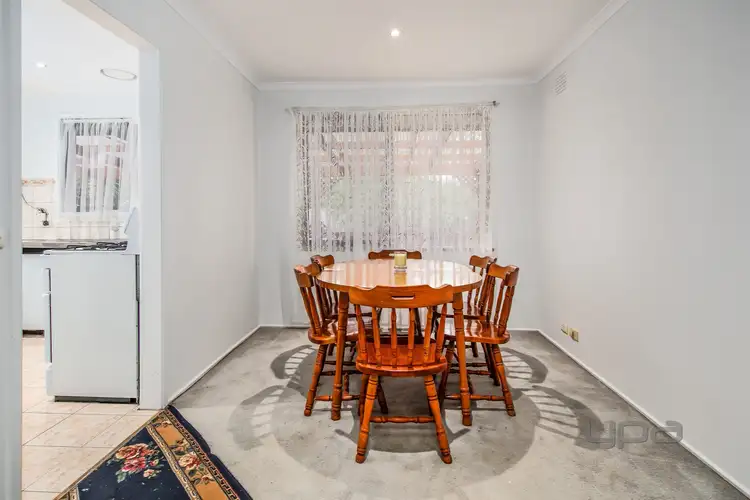 Sixth view of Homely house listing, 4 Nyanda Close, Keilor Downs VIC 3038