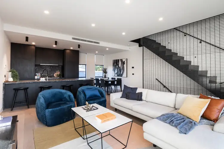 4C Turville Place