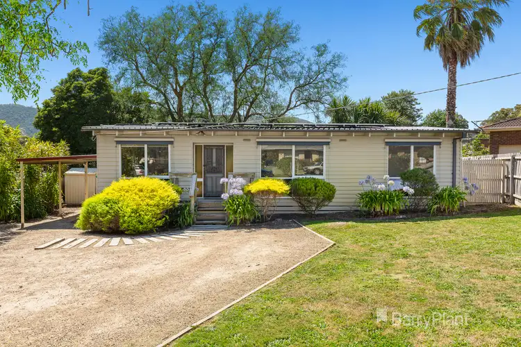 Main view of Homely house listing, 5 Nairana Court, Ferntree Gully VIC 3156