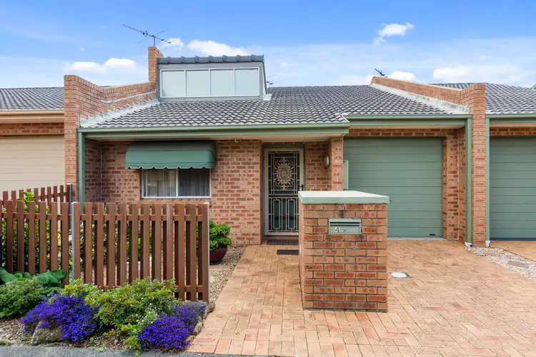 4 Wayari Way, Woonona NSW 2517