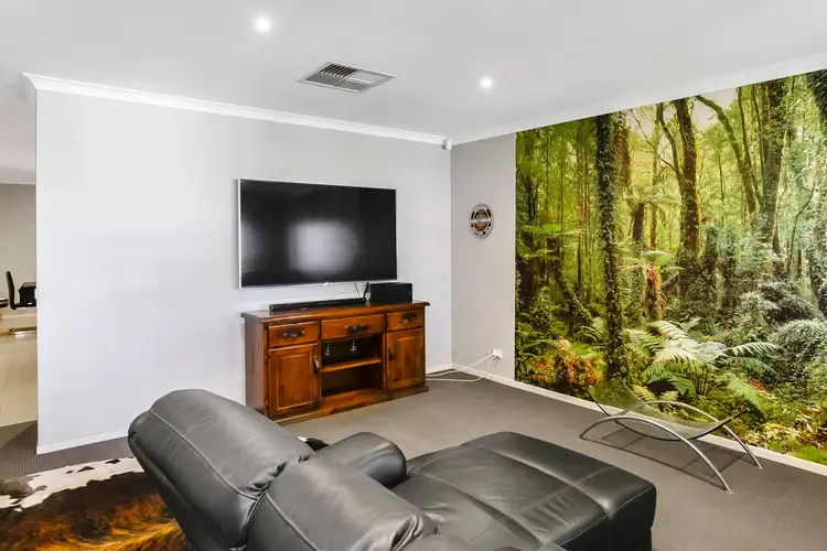 Sixth view of Homely house listing, 11 Goodenia Court, Darley VIC 3340