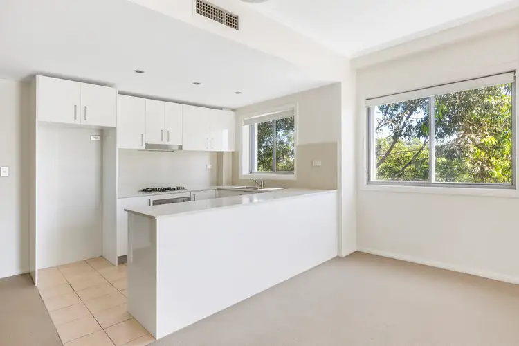 30/1689 Pacific Highway