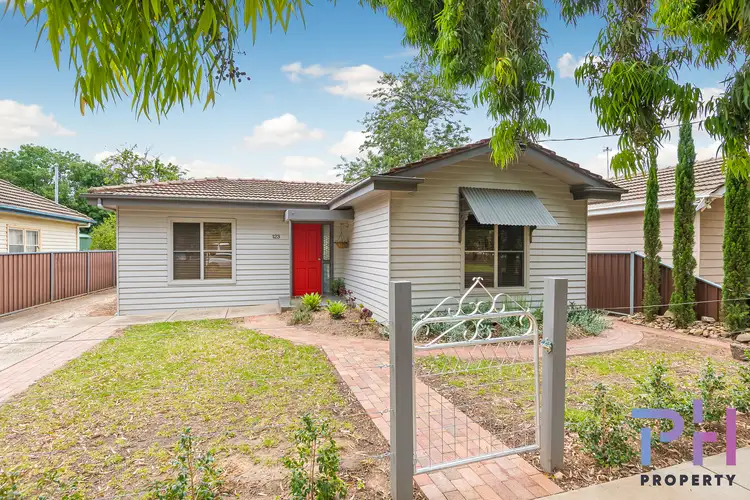 123 Havlin Street East