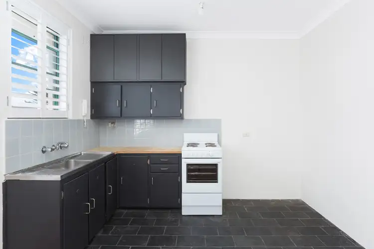 Third view of Homely apartment listing, 5/15 Links Avenue, Cronulla NSW 2230