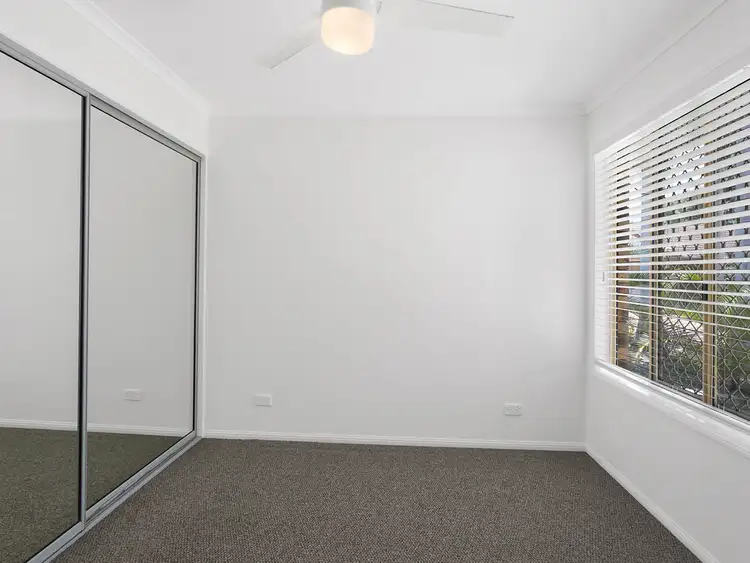 Fourth view of Homely unit listing, 4/17 Meyenberg Court, Norman Gardens QLD 4701