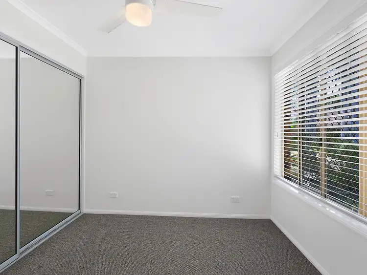 Fifth view of Homely unit listing, 4/17 Meyenberg Court, Norman Gardens QLD 4701