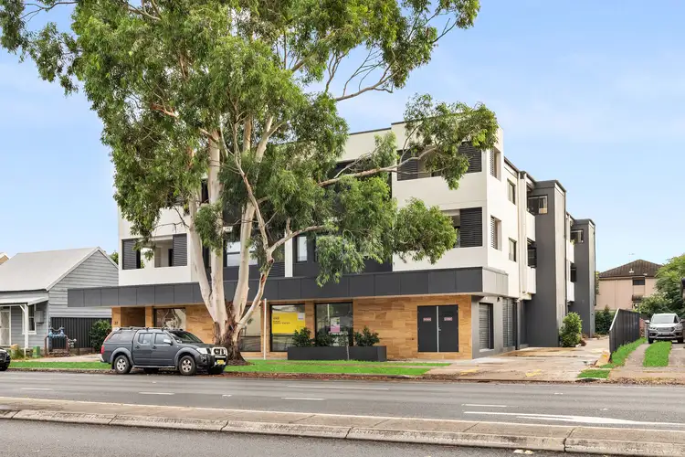 208/37 Donald Street, Hamilton NSW 2303