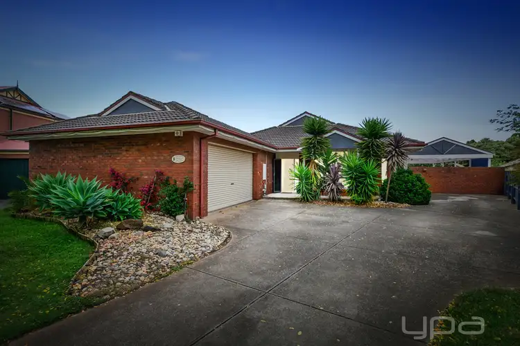 9 Deanswood Place, Brookfield VIC 3338