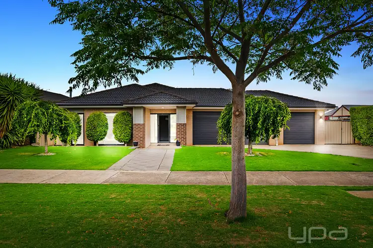 25 Sovereign Boulevard, Melton West VIC 3337