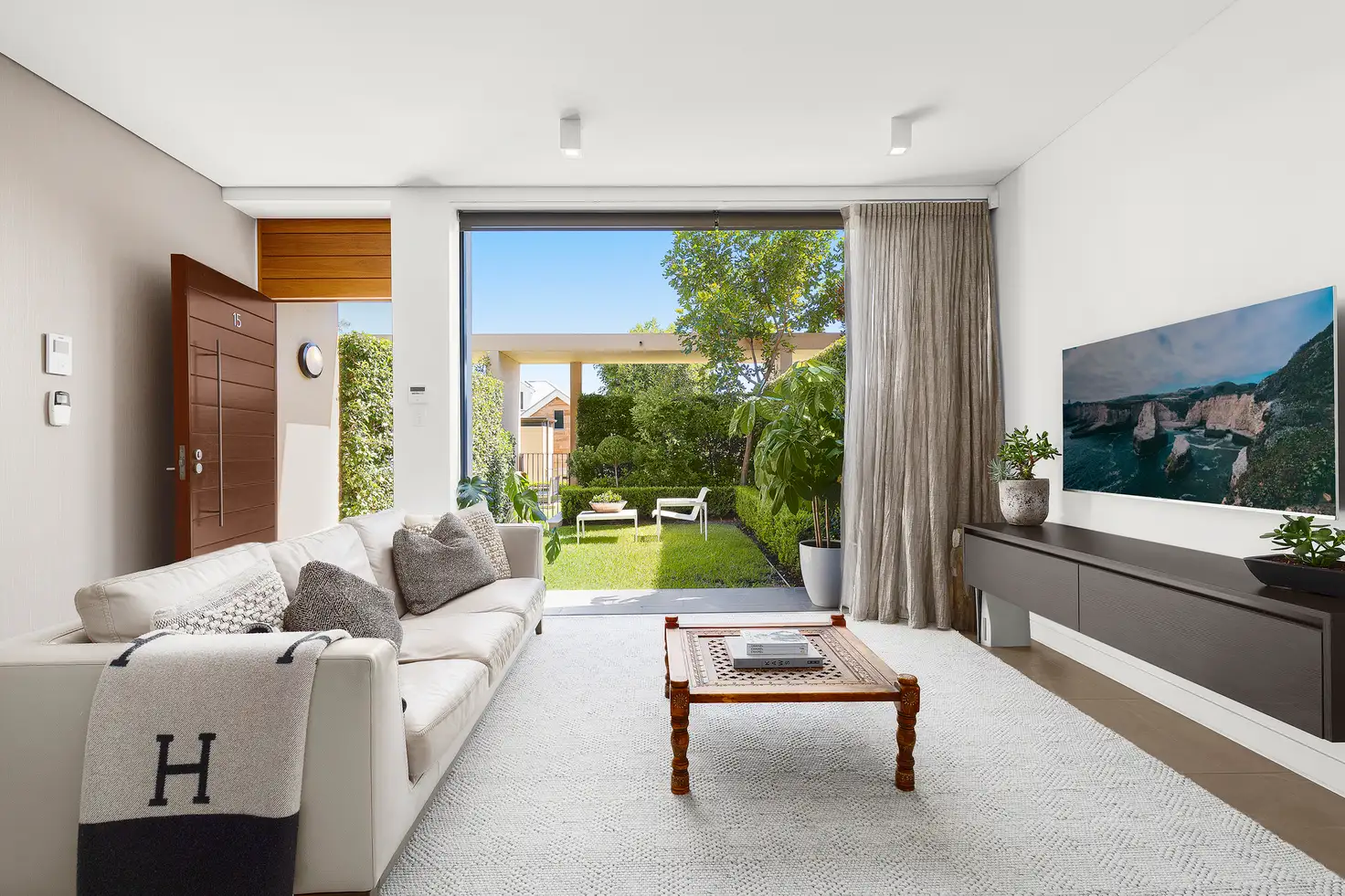 Main view of Homely townhouse listing, 15/34-40 Union Street, Mcmahons Point NSW 2060