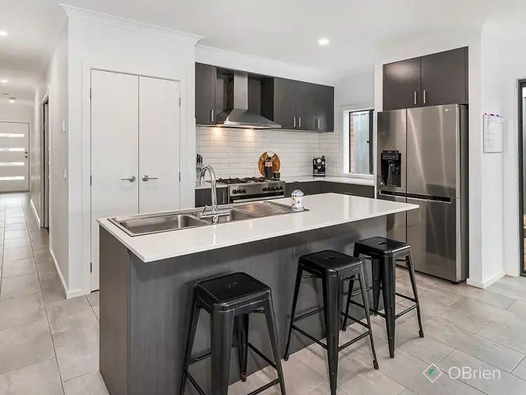 Fifth view of Homely house listing, 8 Ringtail Close, Botanic Ridge VIC 3977