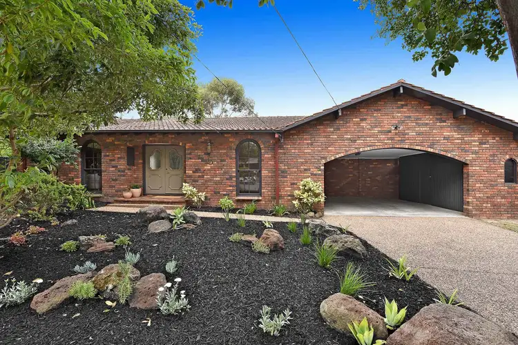 5 Verdant Court, Glen Waverley VIC 3150