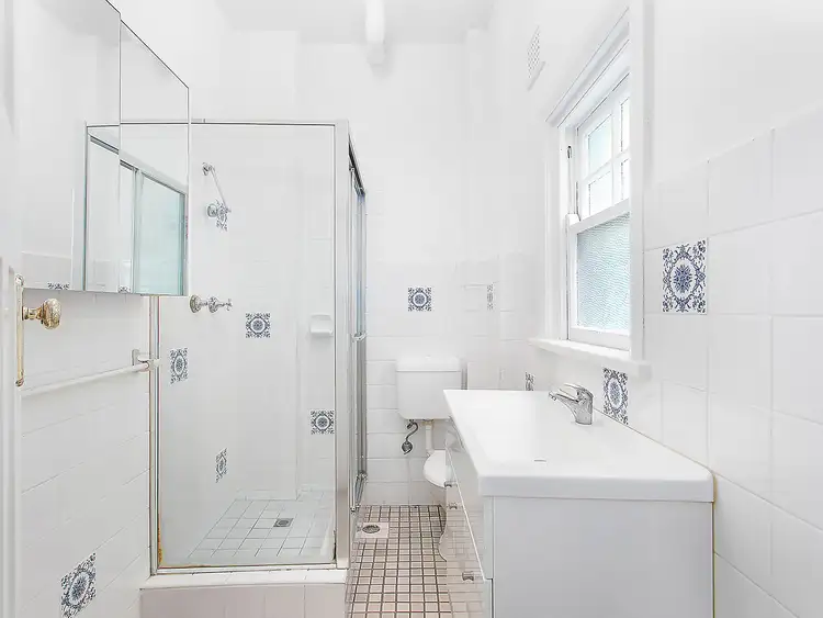Fifth view of Homely apartment listing, 17/8B Hughes Street, Potts Point NSW 2011