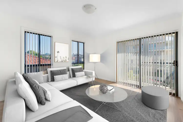 Second view of Homely terrace listing, 1/11 New Dapto Road, Wollongong NSW 2500