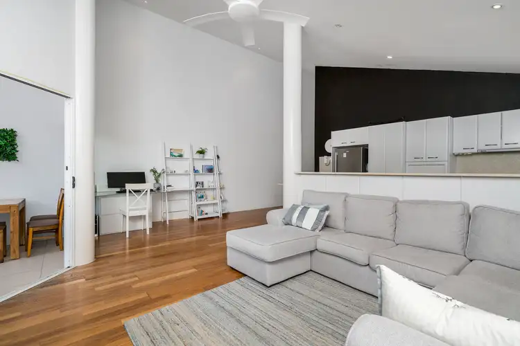 Sixth view of Homely unit listing, 9/50 Rutledge Street, Coolangatta QLD 4225