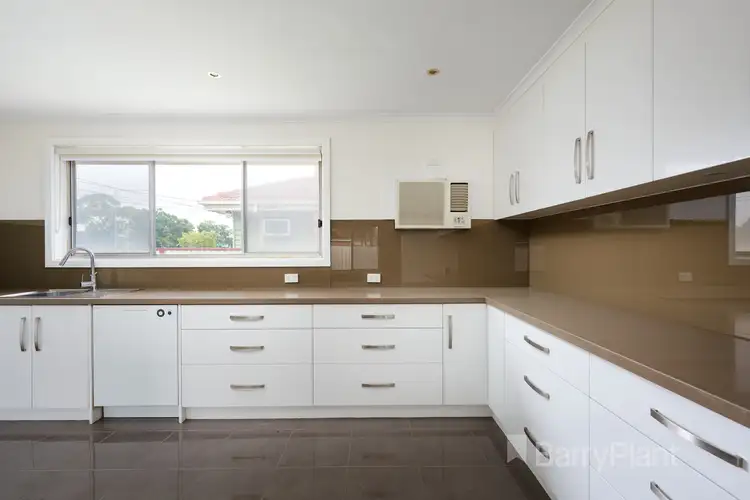 Fifth view of Homely unit listing, 2/2 Fairbank Road, Clayton South VIC 3169