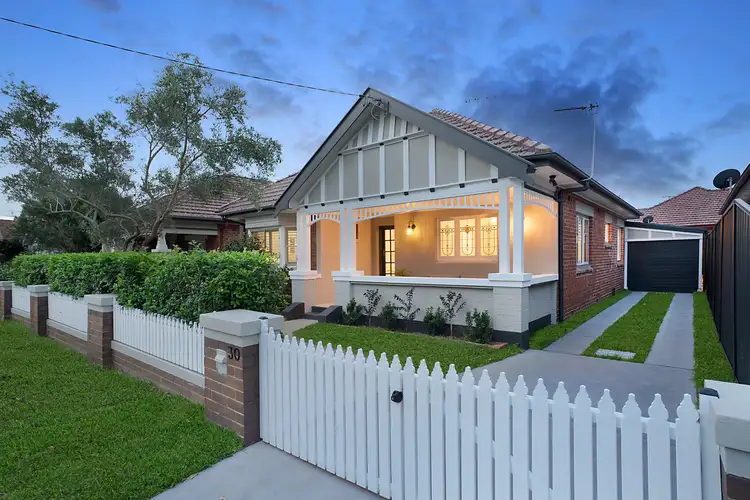 30 Corona Street, Hamilton East NSW 2303