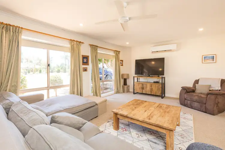 Second view of Homely house listing, 5 Mellis Street, Red Cliffs VIC 3496